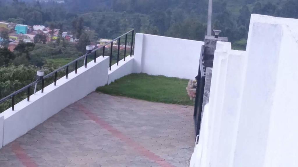 Lynfields Leisure Hotel Ooty Exterior photo